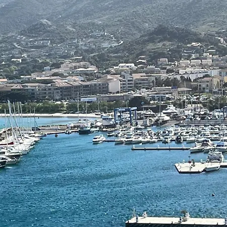 T2 Dans Neuve Avec Piscine Calvi (Corsica)