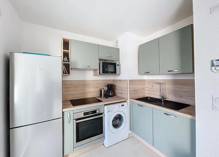 Apartment T2 Dans Neuve Avec Piscine